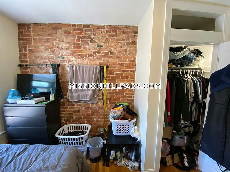 830 Huntington Ave #3 — Photo 19