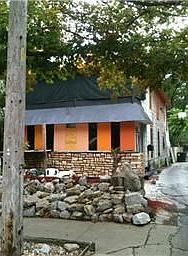 2nd image of 3920 Wyandotte St