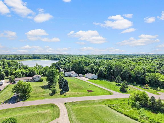 4th image of 2223 Cedarbridge Ct