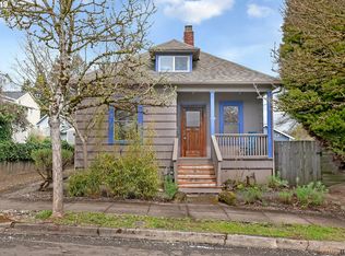 1943 SE Clatsop St, Portland, OR 97202