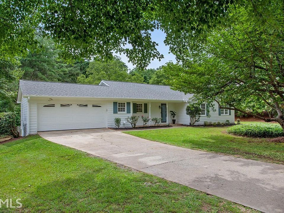 1st image of 380 Chaffin Rd