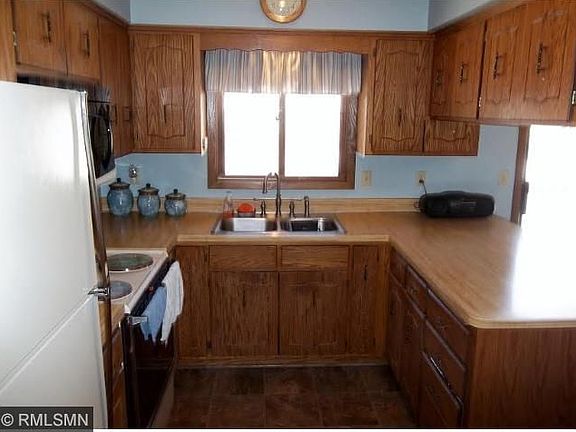 3rd image of 4953 Campanaro Ln
