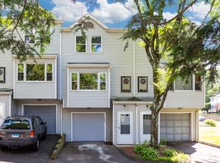 929 N Colony Rd UNIT 2, Meriden, CT 06450