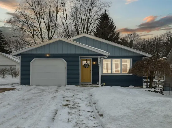 3735 Mallory Ave SW, Wyoming, MI 49519