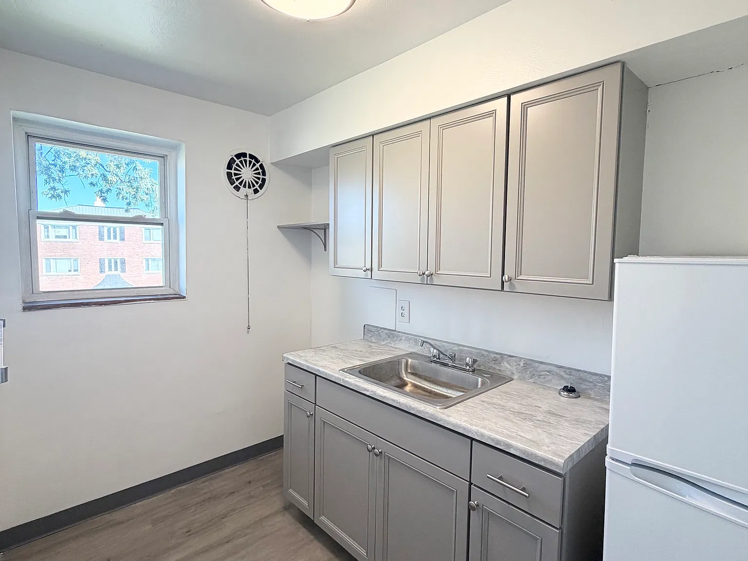 1 bed, 650 sqft, $850 — Photo 3