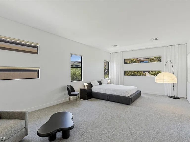 47 Pristine Glen St — Photo 43