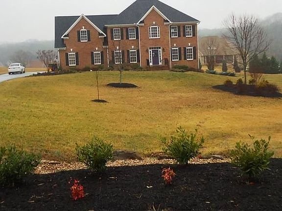 2nd image of 1424 Colby Dr