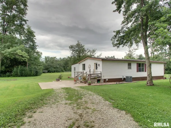 6200 Lone Pine Dr, Quincy, IL 62305