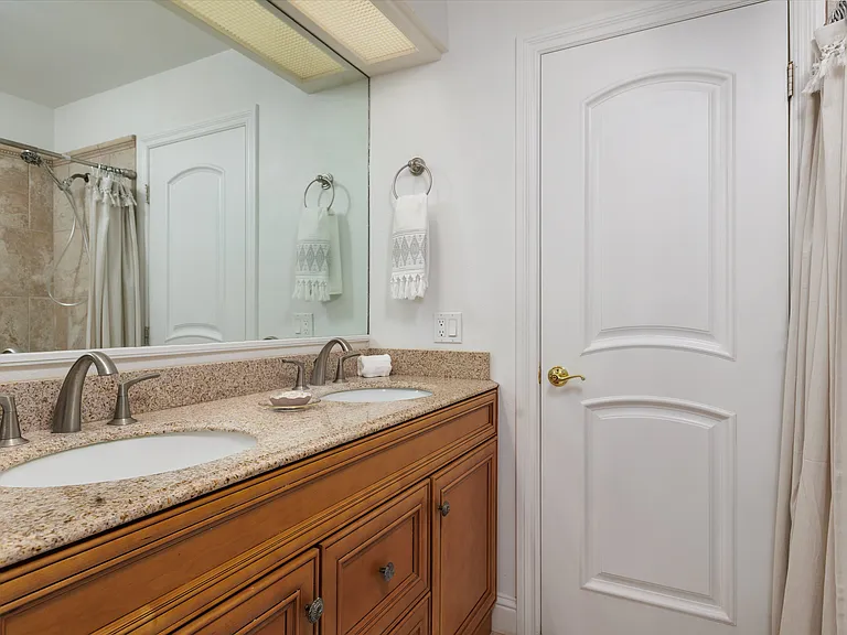 2471 Tierra Dr — Photo 11