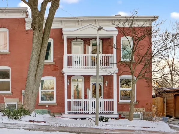 4 Lower Charlotte St, Ottawa, ON K1N 8K1