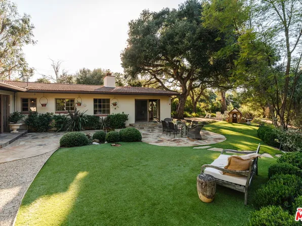 20521 Cheney Dr, Topanga, CA 90290