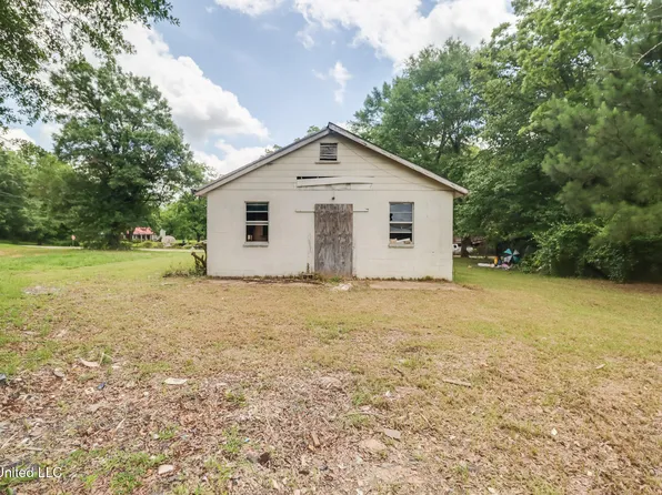 Golden St, Wiggins, MS 39577