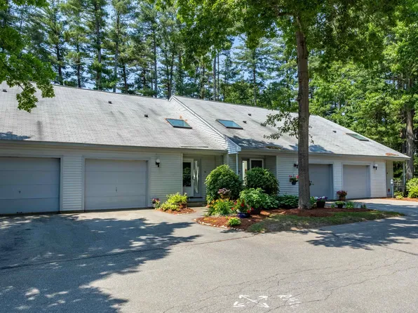32 Highland Green Lane, Merrimack, NH 03054