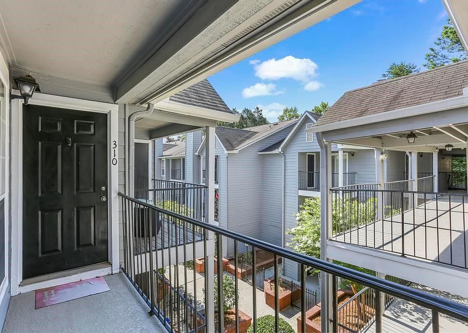 310 Granville Ct, Sandy Springs, GA 30328 Zillow