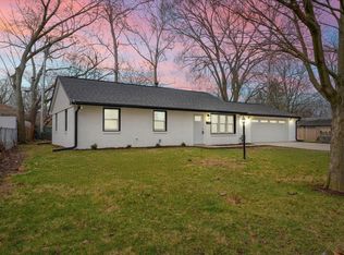 1519 Holly Hill Dr, Champaign, IL