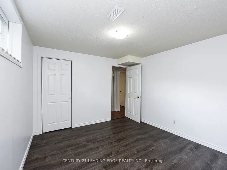 388 Leacock Dr — Photo 43