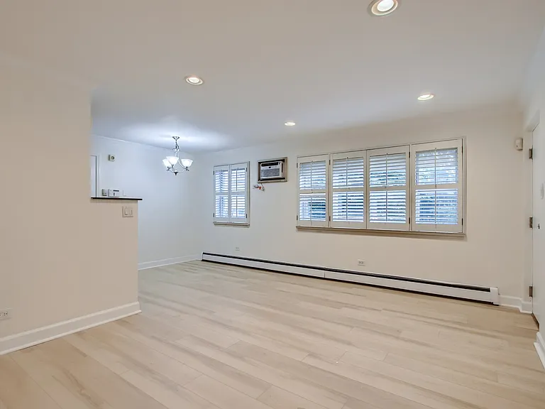 32 Elgin Ave #A2 — Photo 2
