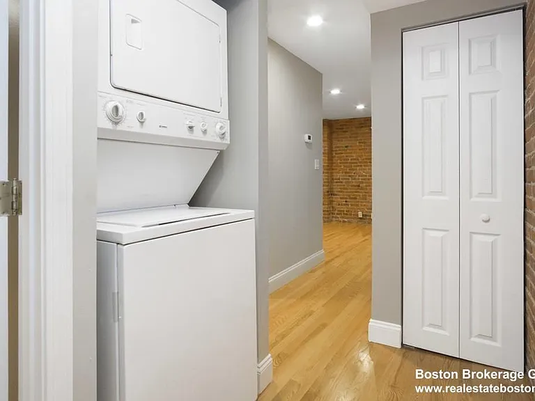 95 Gainsborough St — Photo 7