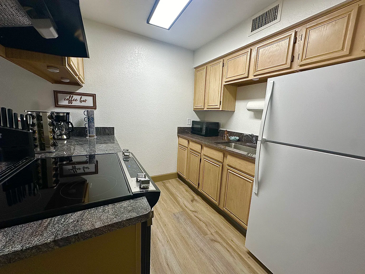256 Lake Havasu Ave S — Photo 2