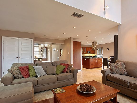3rd image of 66 N Court Villa Dr
