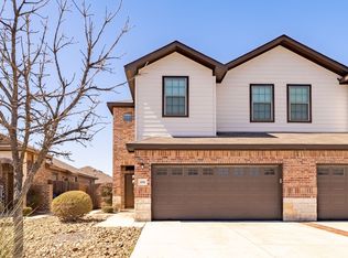 696 Creekside Cir, New Braunfels, TX 78130