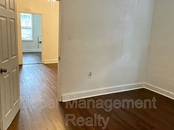 4th image of 2809 1st St