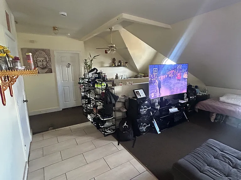 4 Broad St #4 — Photo 2
