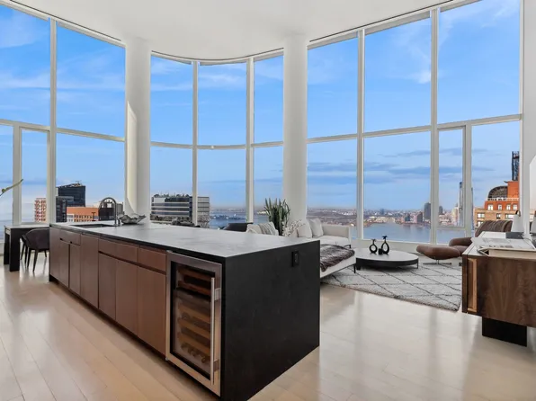 50 West Street image 2 of 26