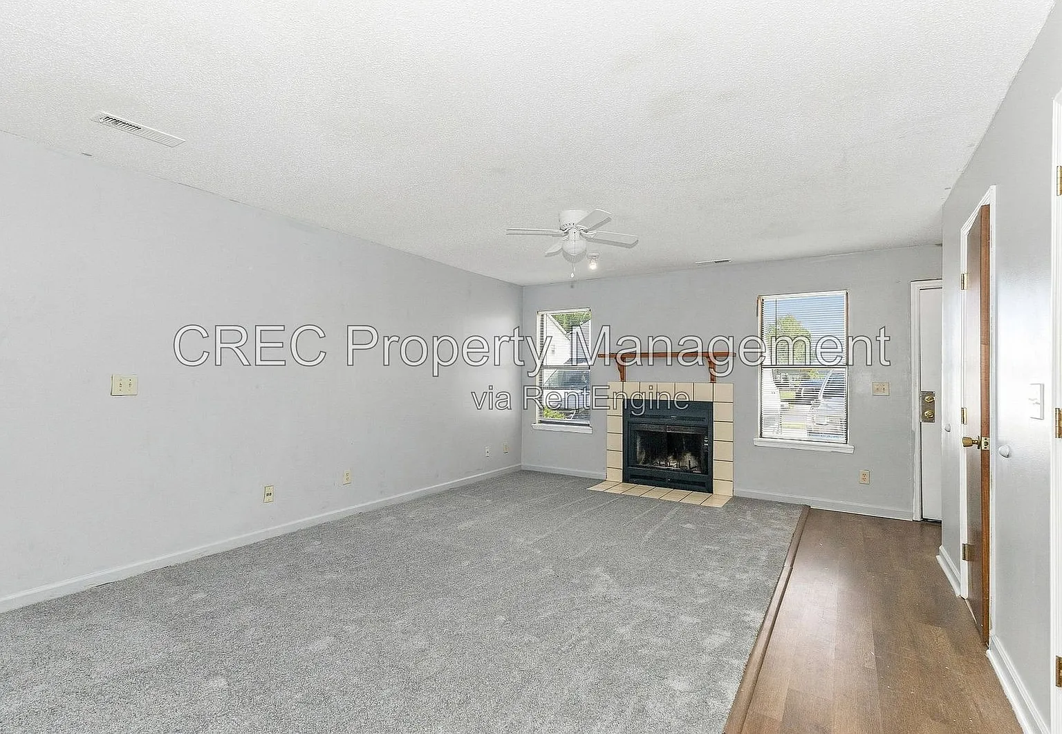 3 bed, 2.5 bath, 1342 sqft, $1,795 — Photo 2