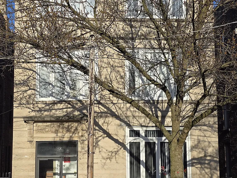 1009 S Claremont Ave #1 — Photo 1