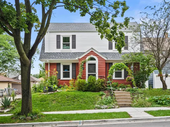 520 East Montana STREET, Milwaukee, WI 53207