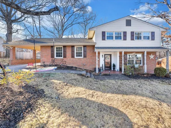 2831 Westclub Dr, Salem, VA 24153