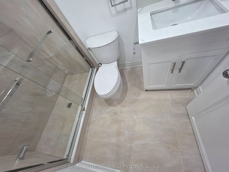 253 Easts Corners Blvd #LOWER LEVEL — Photo 11