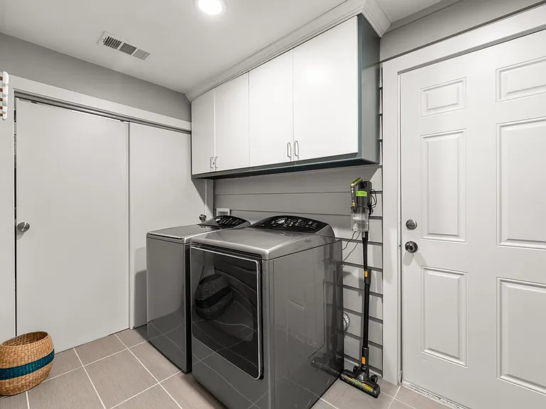 6506 Walnut Hill Ln — Photo 33