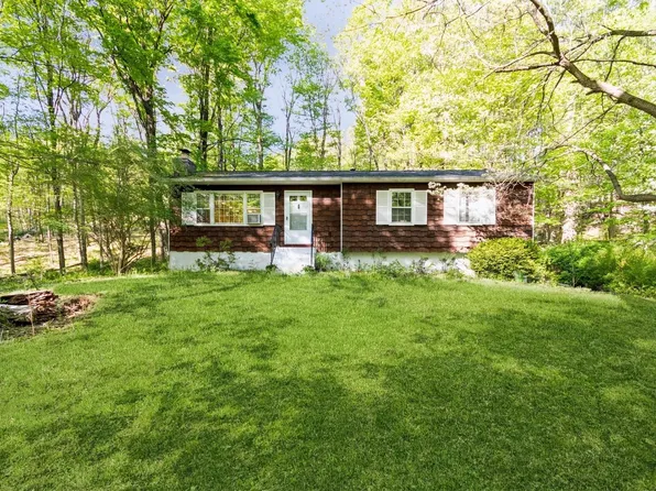 125 Barrett Pond Road, Cold Spring, NY 10516