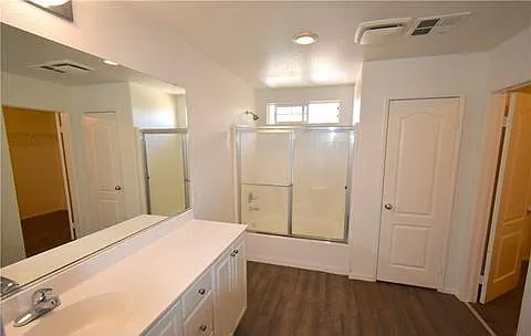 1730 Treehaven Ln photo 1