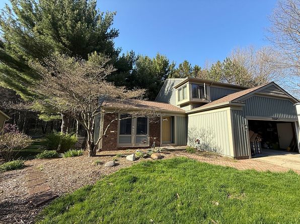 15849 Ryan Dr
