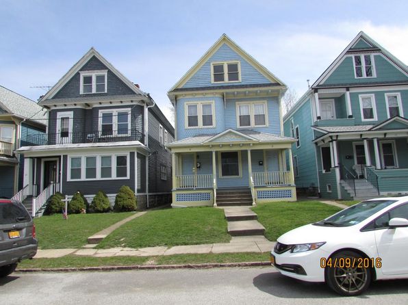 17 Tremont Ave