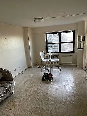 4th image of 910 Thieriot Ave APT 2D