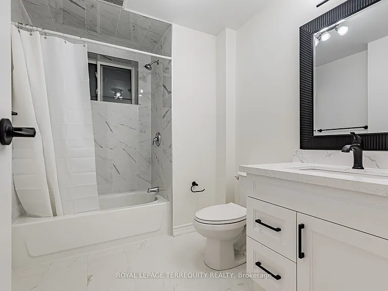 5 Rochelle Cres — Photo 7