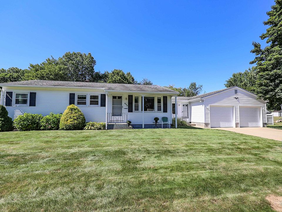 104 Greeley Street, Manchester, NH 03102 Zillow