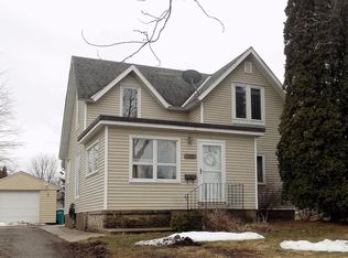 565 E School St, Owatonna, MN 55060