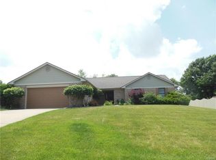 1039 Woods View Ct, Miamisburg, OH 45342