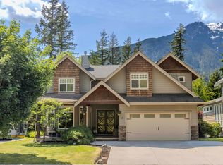 1355 Depot Rd E #3, Squamish, BC V0N1H0