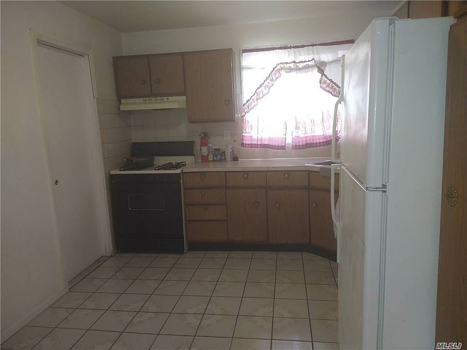 1st image of 3143 101st St