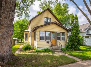 1327 Wood STREET, La Crosse, WI 54603