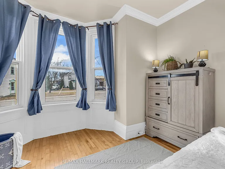 15 Elmsley St N #3 — Photo 8