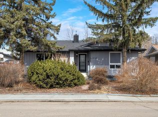 18312 91st Ave NW, Edmonton, AB T5T 1N9