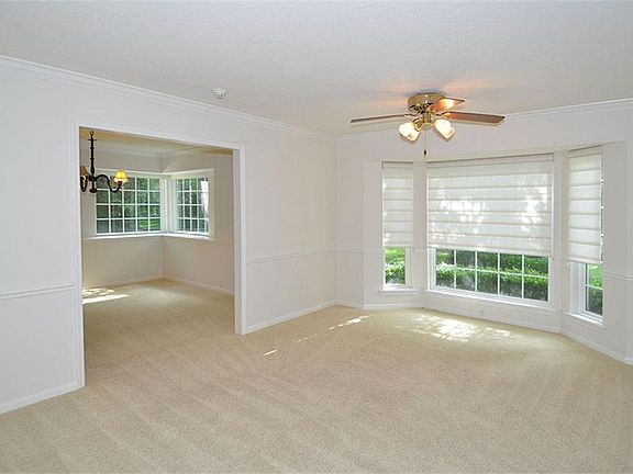 4th image of 3 Kings Creek Dr