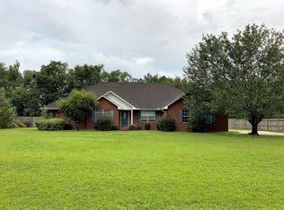 222 Carrington Cir, Thomasville, GA 31757